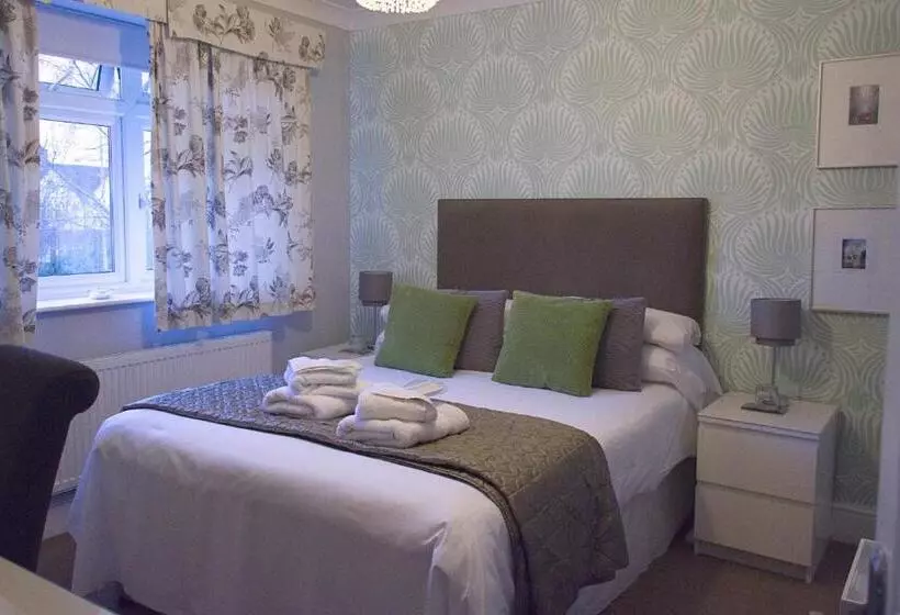 تختخواب و صبحانه The Cambridge Guest House By Tas