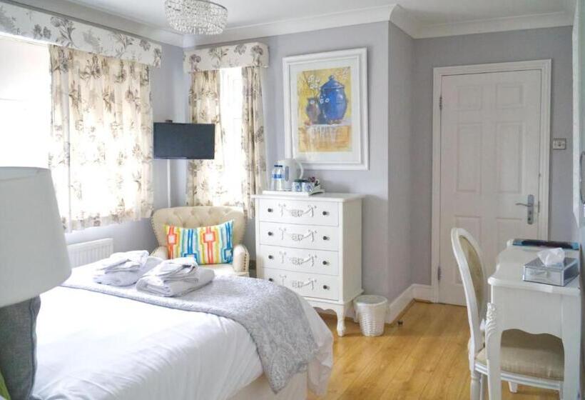 Bed and Breakfast The Cambridge Guest House By Tas