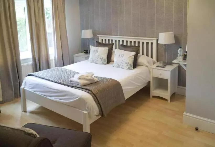تختخواب و صبحانه The Cambridge Guest House By Tas