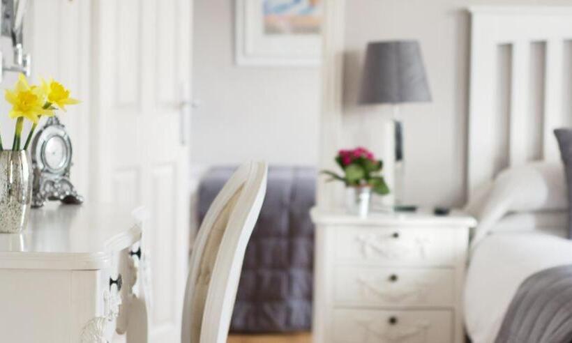 Bed and Breakfast The Cambridge Guest House By Tas