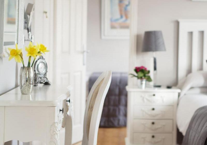 Bed and Breakfast The Cambridge Guest House By Tas