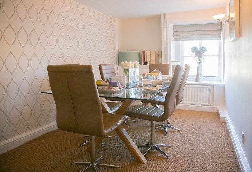 민박 Willow Cottage