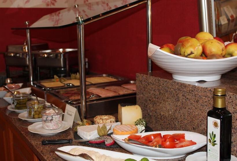 Ferien Und Wellnesshotel Waldfrieden