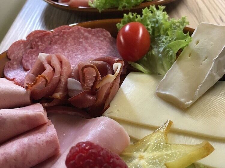 Отель Alt Annaberg