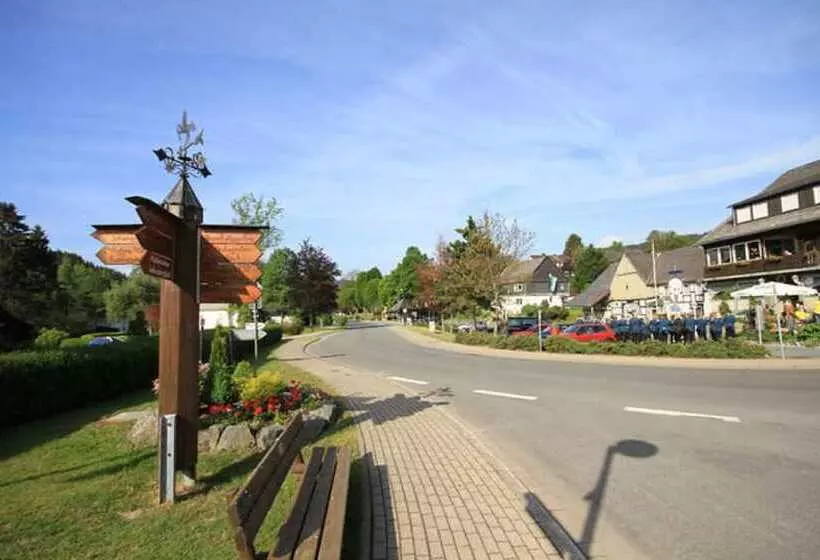 Hotelli Gasthof Müller