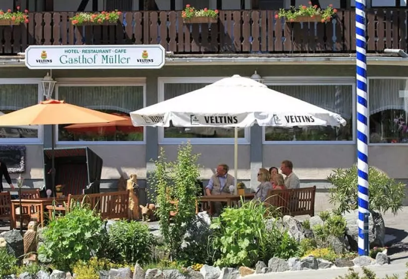 Hotelli Gasthof Müller