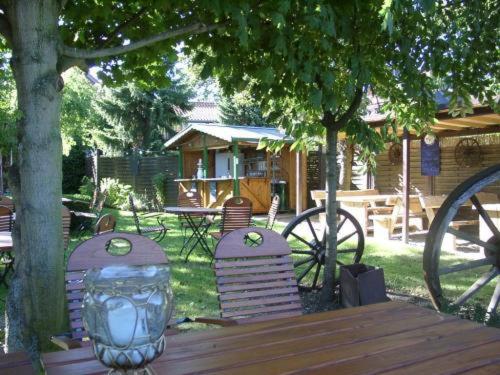 호텔 Gaststätte Mutter Buermann