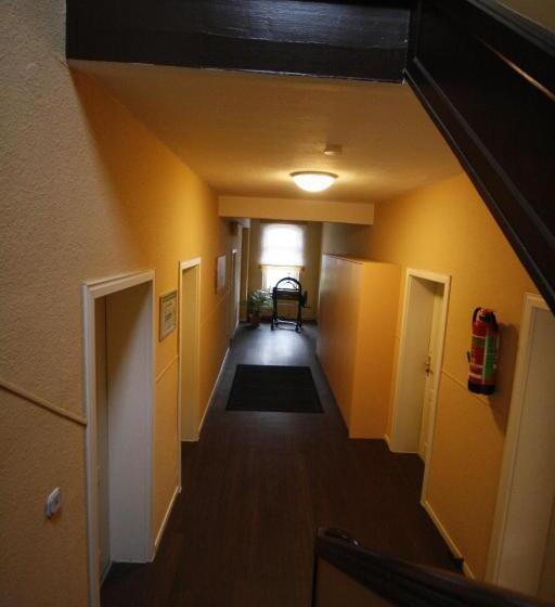 호텔 Gaststätte Mutter Buermann