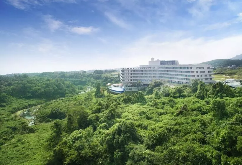 Hidden Cliff Hotel And Nature