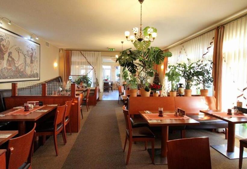 هتل Restaurant Axion