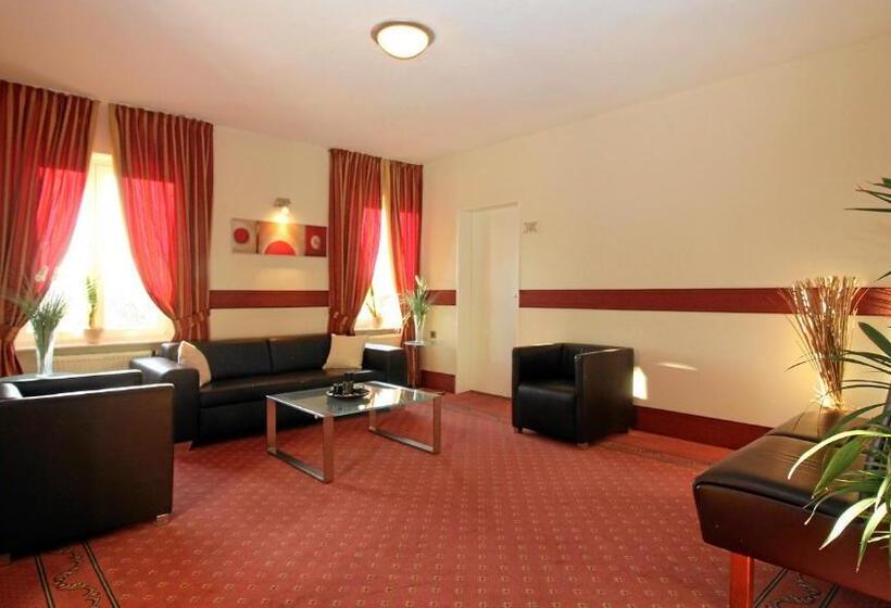 هتل Restaurant Axion