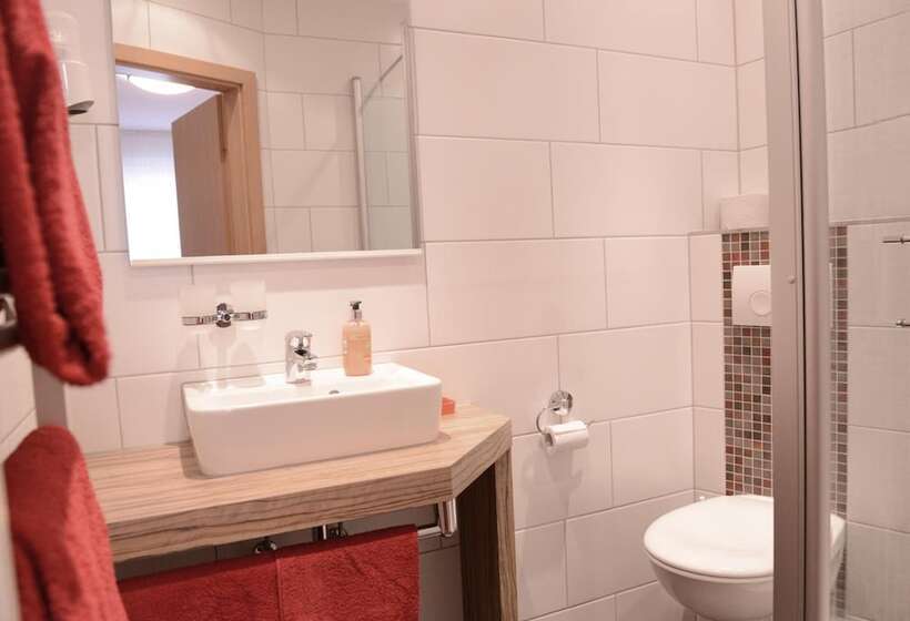 בית מלון כפרי Weinhaus Grafen