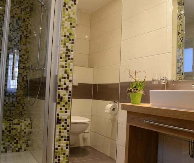 בית מלון כפרי Weinhaus Grafen