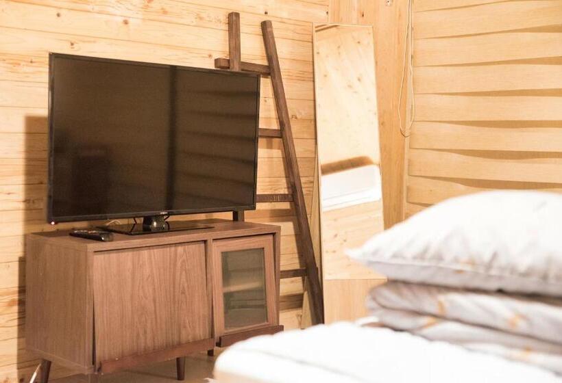 Jeju Haebaragi Pension