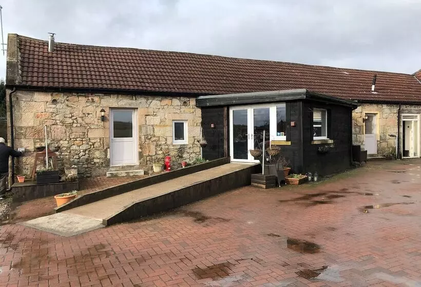 Riggend Farm Bed And Breakfast