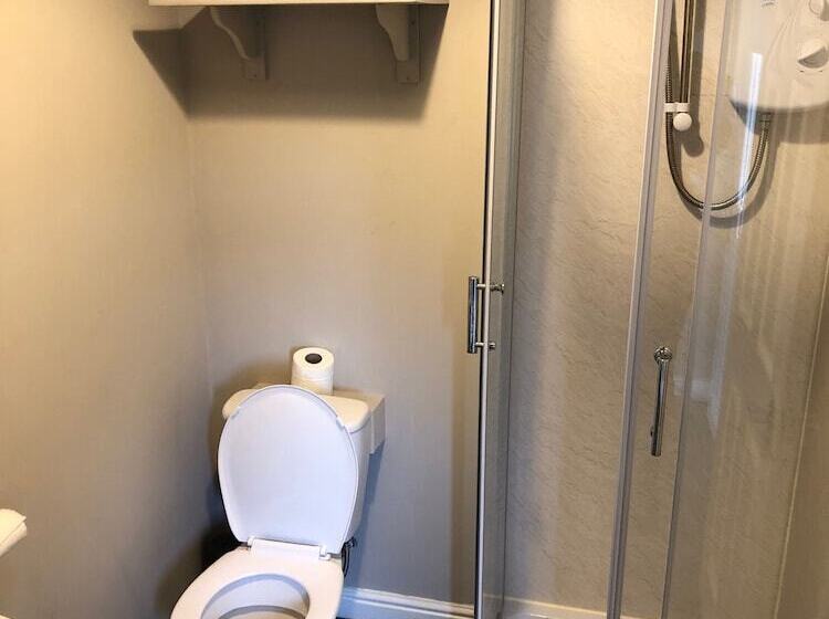 Riggend Farm Bed And Breakfast