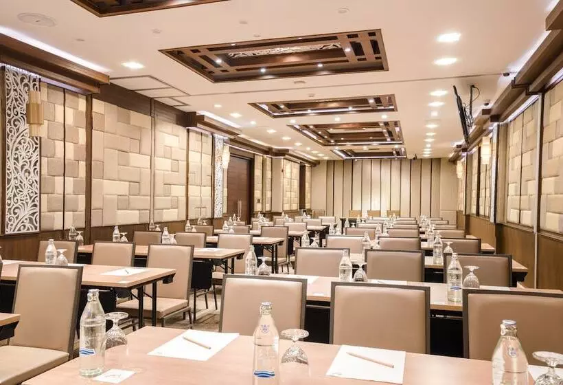 Rimnaam Klangchan Hotel   Sha Plus