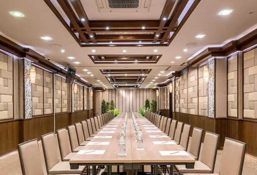 Rimnaam Klangchan Hotel   Sha Plus
