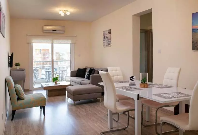 Takelena Apartments