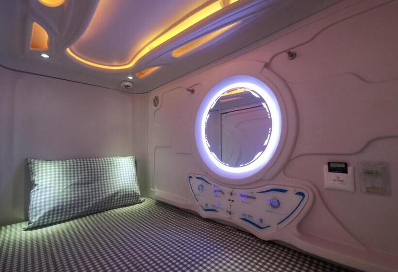 橙舍二館 Tw Hostel 2