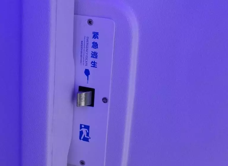 橙舍二館 Tw Hostel 2
