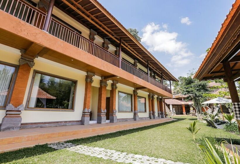 Ubud Hotel & Cottages