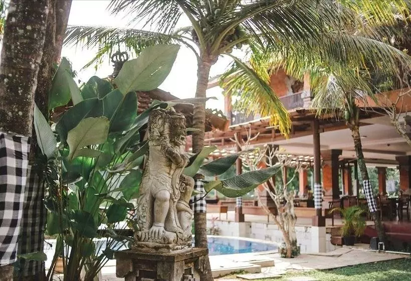 Ubud Hotel & Cottages