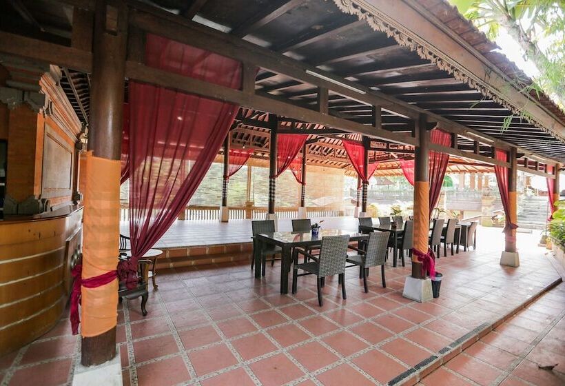 Ubud Hotel & Cottages