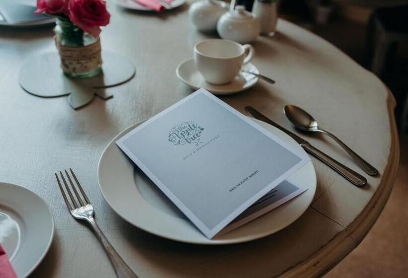 Apple Tree Bed And Breakfast