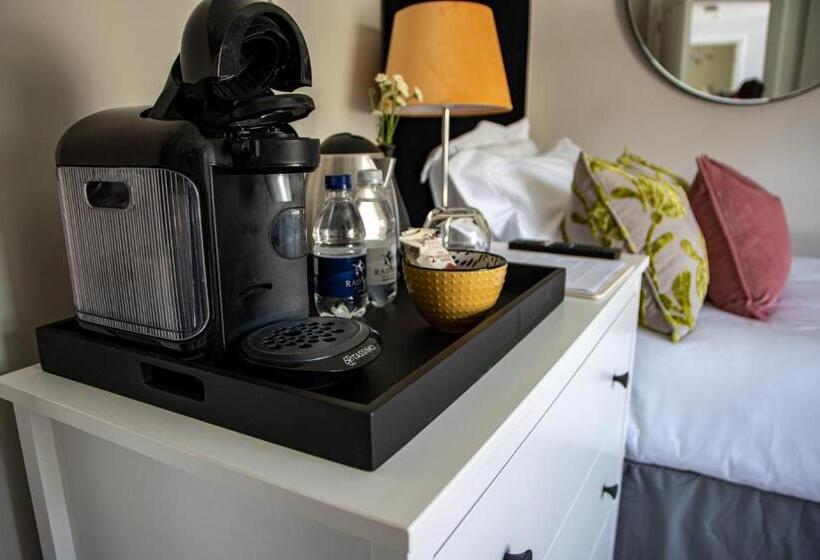 Apple Tree Bed And Breakfast