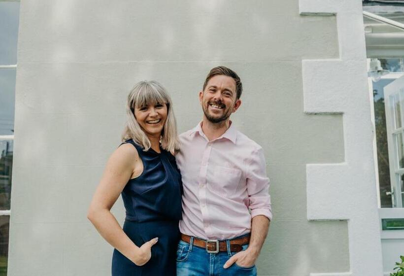 Apple Tree Bed And Breakfast