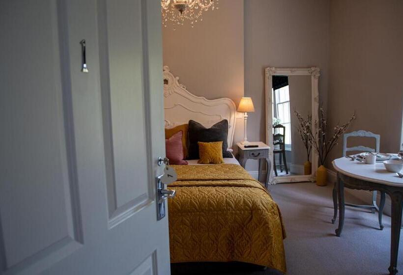 Apple Tree Bed And Breakfast