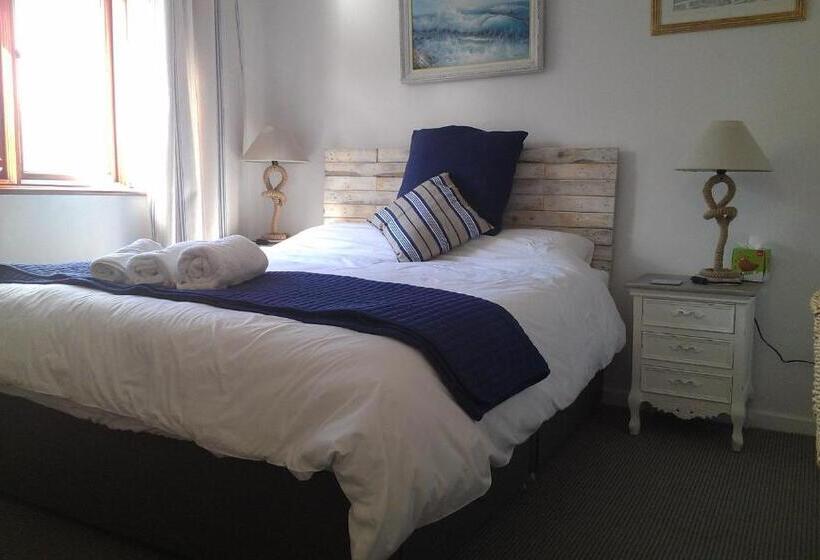 민박 Anchoragewells Next The Sea