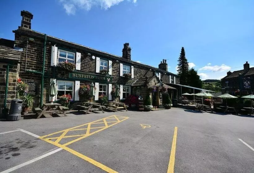 Aamiaismajoitus (B&B) Busfeild Arms