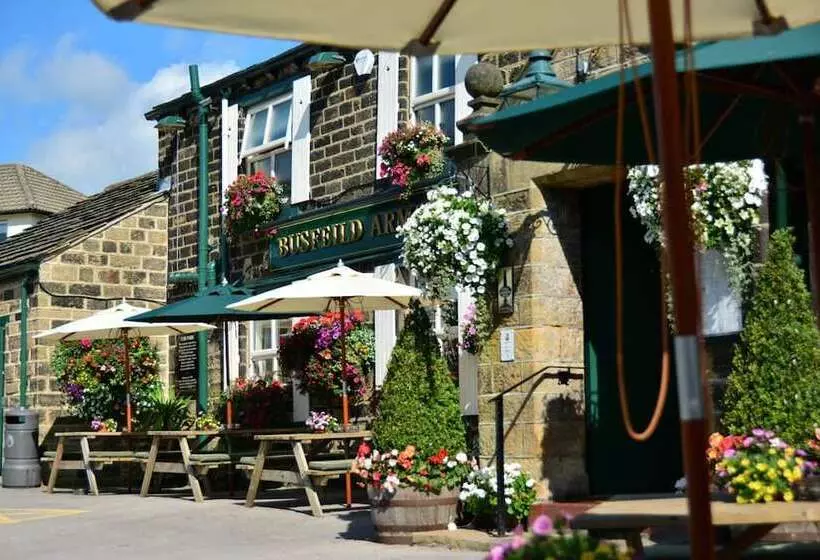 Aamiaismajoitus (B&B) Busfeild Arms