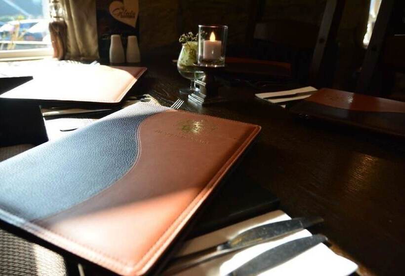 مبيت وإفطار Busfeild Arms