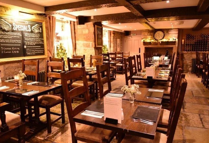 مبيت وإفطار Busfeild Arms