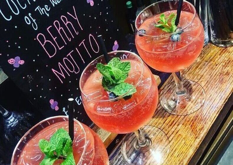 مبيت وإفطار Busfeild Arms