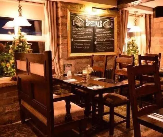 Aamiaismajoitus (B&B) Busfeild Arms