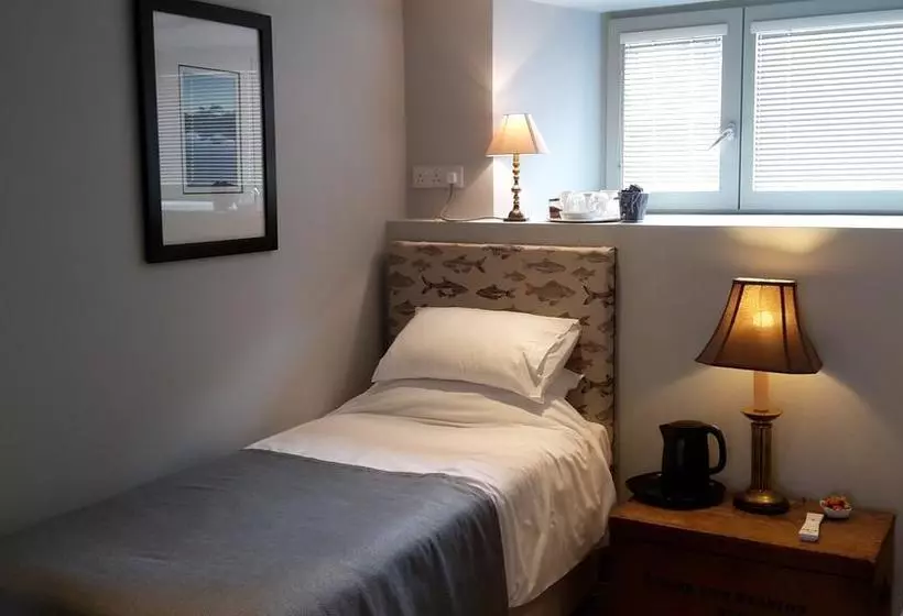 تختخواب و صبحانه Duncan House