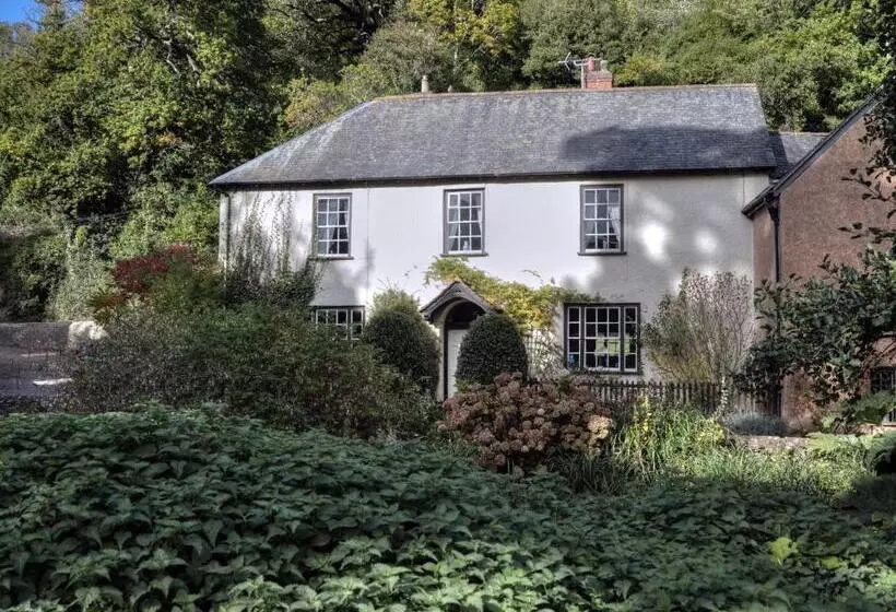 ベッドアンドブレックファースト Dunster Mill House