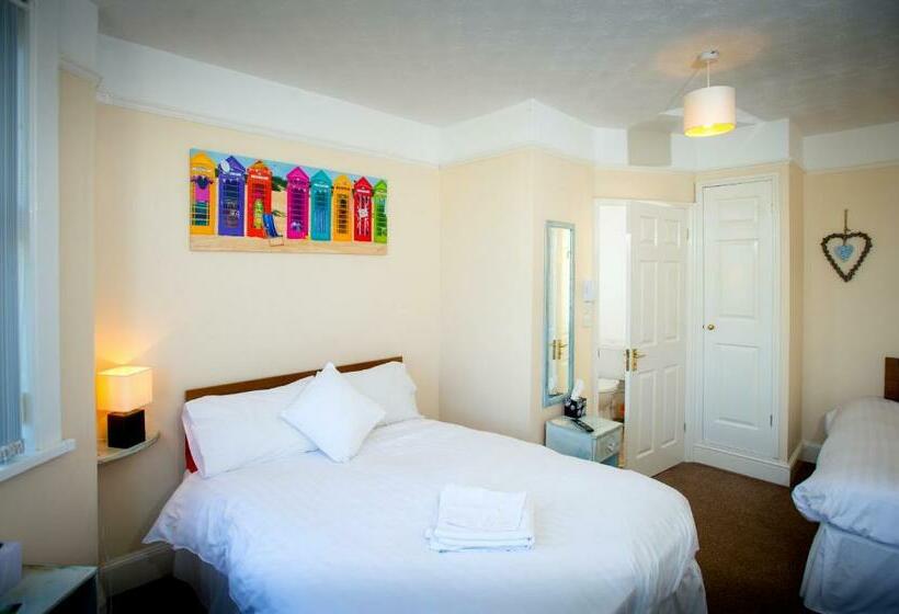 Bed and Breakfast Sea Jade Guest House