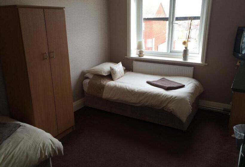 مبيت وإفطار Sheridans Budget Accomodation