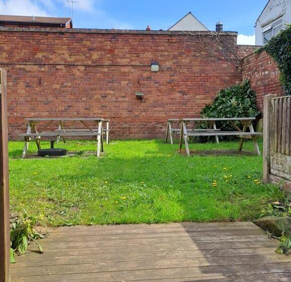 مبيت وإفطار Sheridans Budget Accomodation