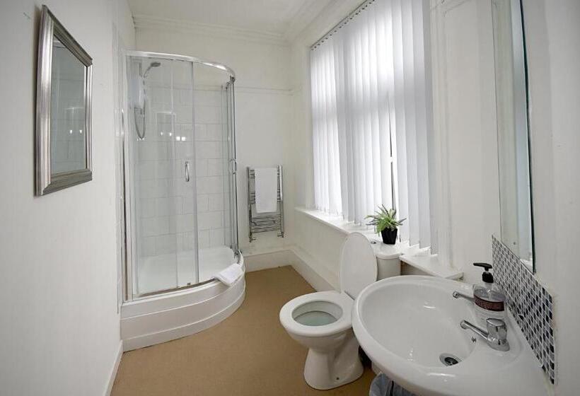 مبيت وإفطار Sheridans Budget Accomodation