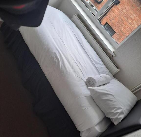 مبيت وإفطار Sheridans Budget Accomodation