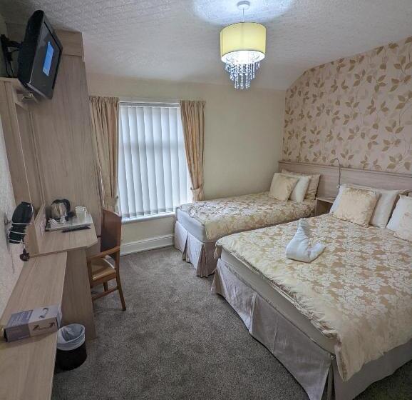 تختخواب و صبحانه The Stafford