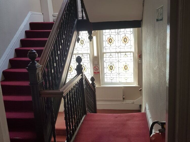 مبيت وإفطار Lso Guest House