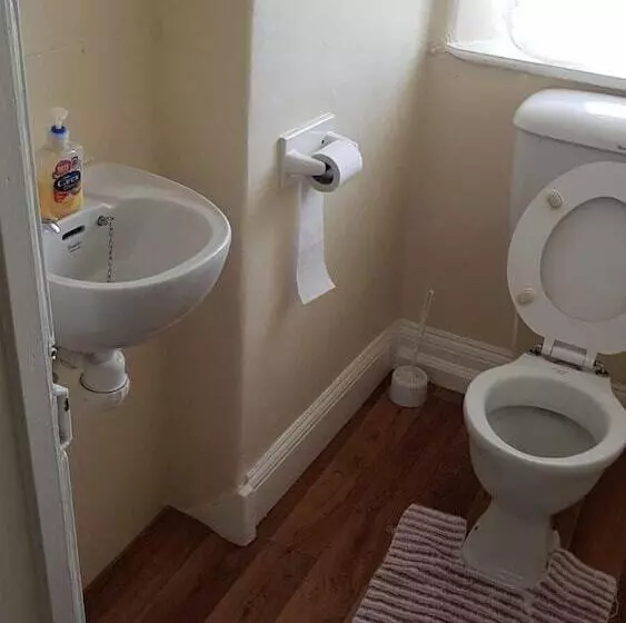 تختخواب و صبحانه Lso Guest House
