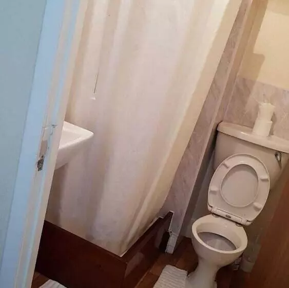 تختخواب و صبحانه Lso Guest House